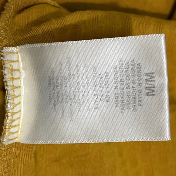 ERI + ALI Textured Sleeveless Large Button Tank Top / Mustard Yellow / Medium - Picture 6 of 6